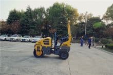 XCMG official manufacturer mini vibratory roller road roller XD100 for sale